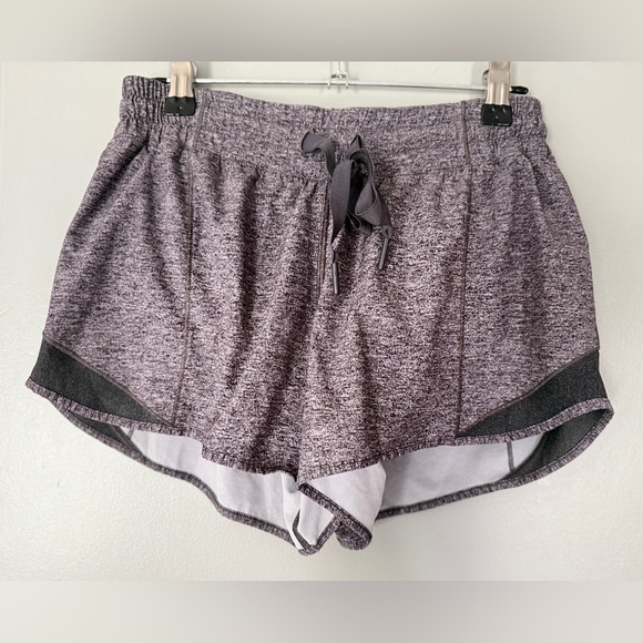 Lululemon Hotty Hot Shorts 4” Grey - Picture 2 of 4